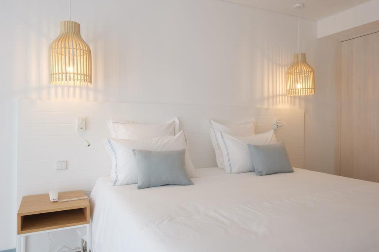 มาลิบู ฟอซ โฮเต็ล แอนด์ เรสเทอรองต์ Hotel ฟิเกราดาฟอซ ภายนอก รูปภาพ A bedroom at the hotel