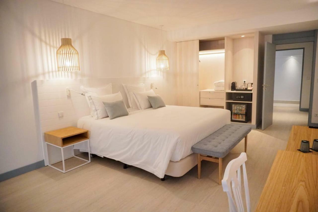 มาลิบู ฟอซ โฮเต็ล แอนด์ เรสเทอรองต์ Hotel ฟิเกราดาฟอซ ภายนอก รูปภาพ A room at the hotel