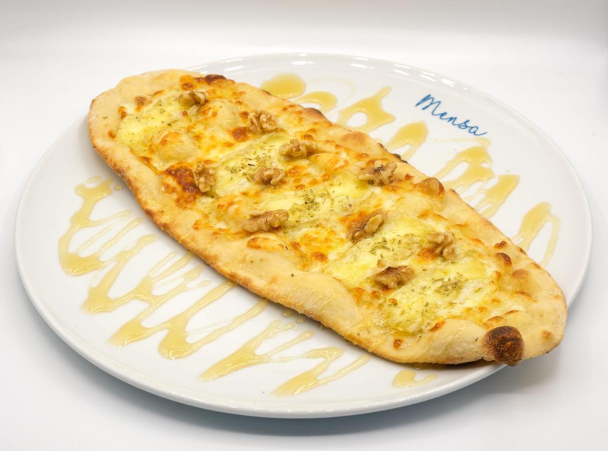 มาลิบู ฟอซ โฮเต็ล แอนด์ เรสเทอรองต์ Hotel ฟิเกราดาฟอซ ภายนอก รูปภาพ Cheese pie