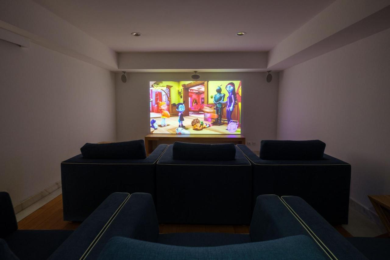 มาลิบู ฟอซ โฮเต็ล แอนด์ เรสเทอรองต์ Hotel ฟิเกราดาฟอซ ภายนอก รูปภาพ A home theater